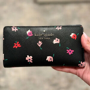 Kate Spade ♠️ Flower Wallet